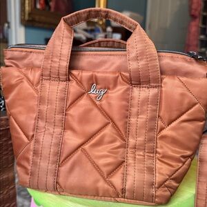 Lug Dory mini   Crossbody Bag in stylish copper Brown